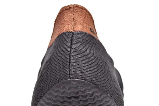 Stone RNR Carbon Knit GY1759 Yeezy Adidas 0726